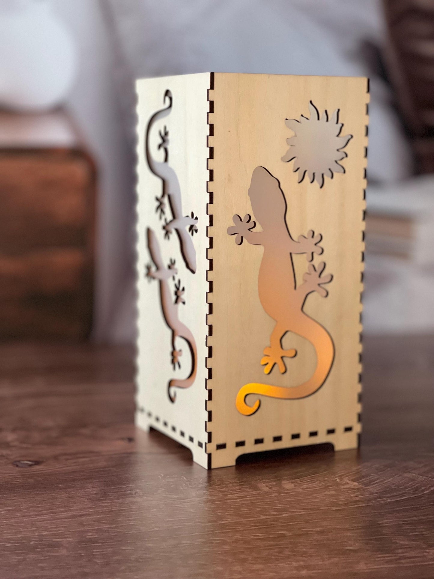 Flameless LED Candleholder - Talavera Lizard Frosted